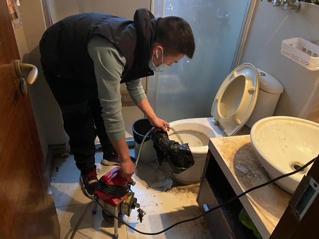 高密不同类型的堵塞，疏通方法不同