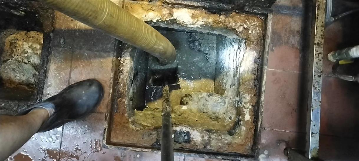 高密污水池清理一般都有毒气，怎么预防中毒呢？