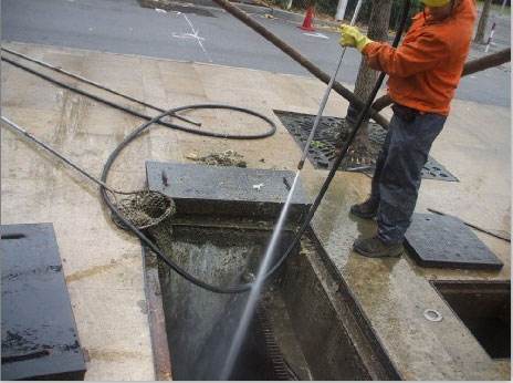 高密池底污泥如何清理